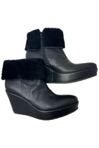 Pre-Owned Cordani-Black-Boots- Sz 8/8.5