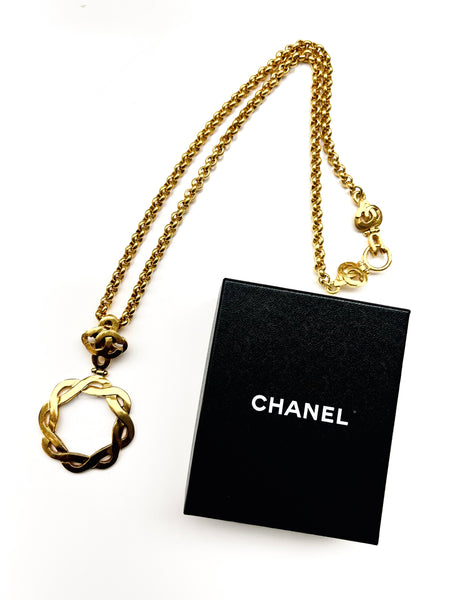 dainty chanel necklace